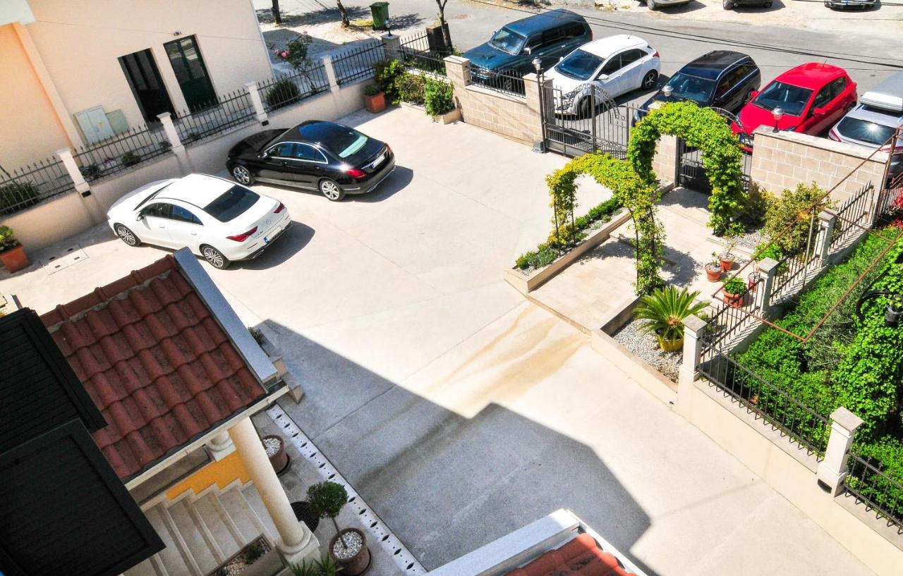 Pontus Luxury Apartments Tivat Buitenkant foto