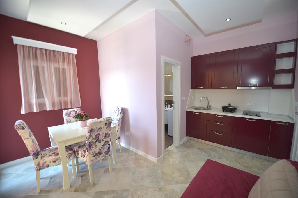 Pontus Luxury Apartments Tivat Buitenkant foto