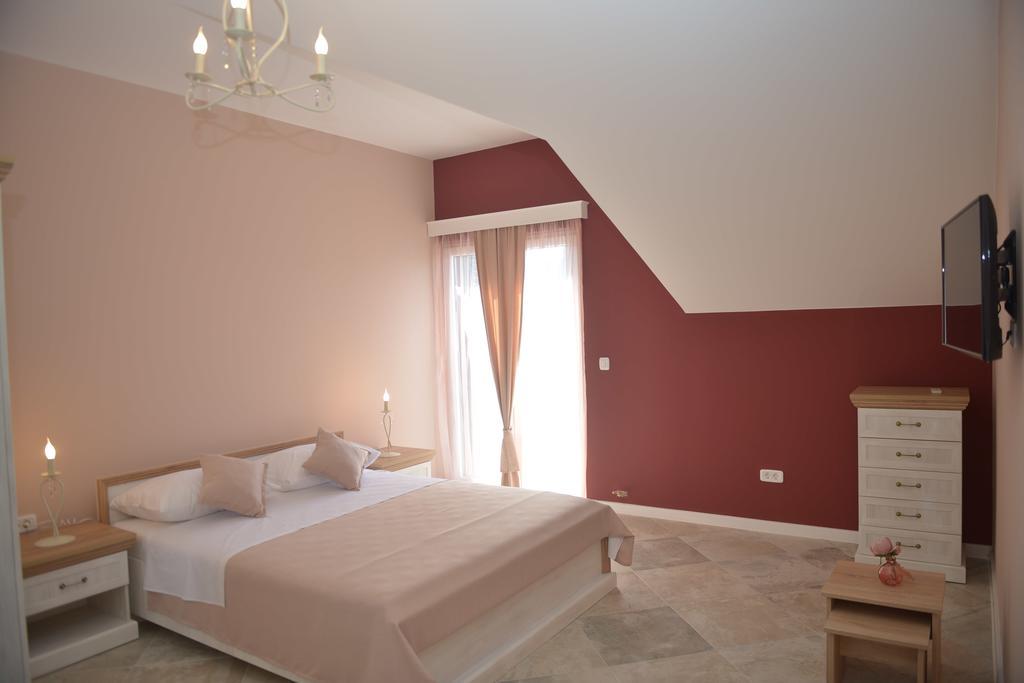 Pontus Luxury Apartments Tivat Buitenkant foto