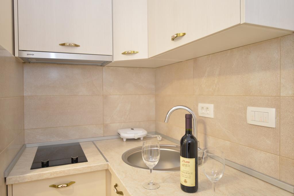 Pontus Luxury Apartments Tivat Buitenkant foto