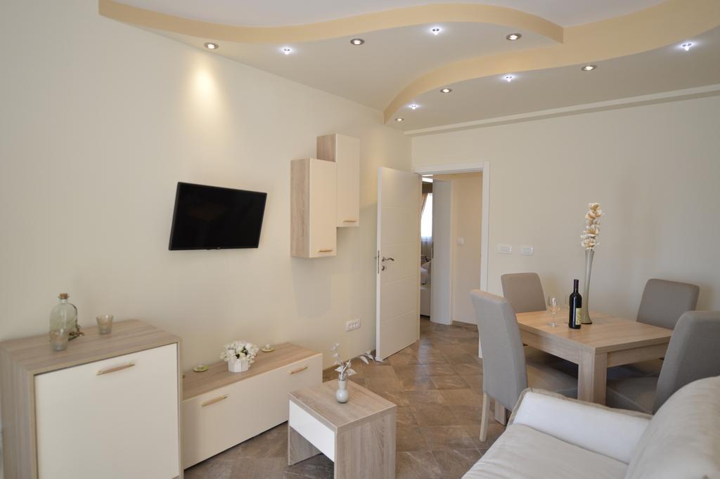 Pontus Luxury Apartments Tivat Buitenkant foto