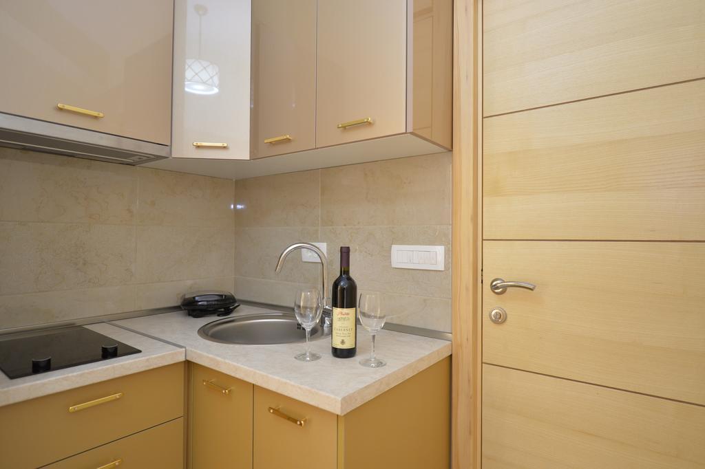 Pontus Luxury Apartments Tivat Buitenkant foto