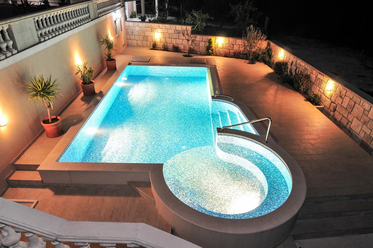 Pontus Luxury Apartments Tivat Buitenkant foto