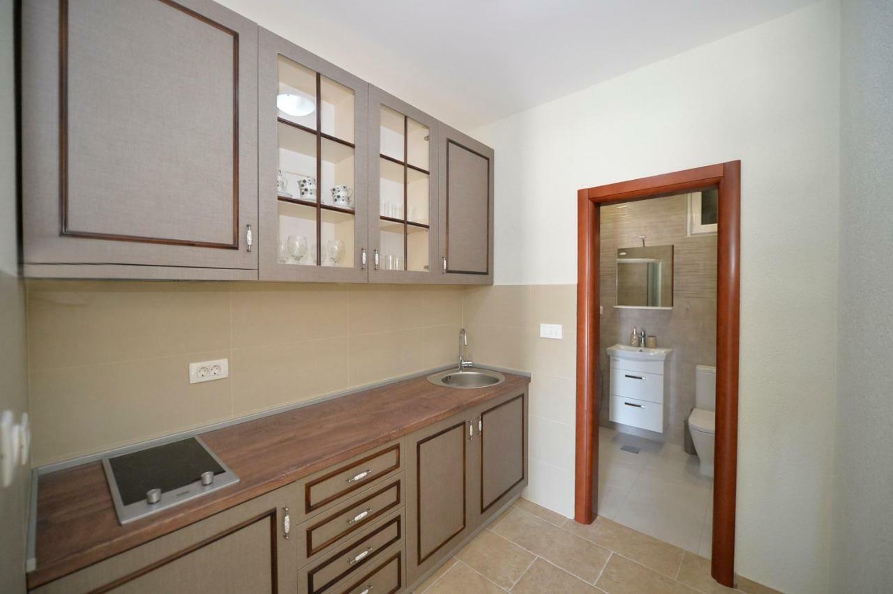 Pontus Luxury Apartments Tivat Buitenkant foto